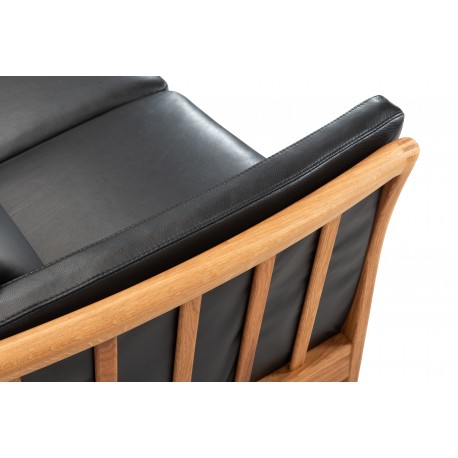 Hjort Knudsen – Classic tremmesofa
