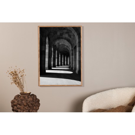 Elegant Walkway Plakat - Sort-Hvid Fotokunst